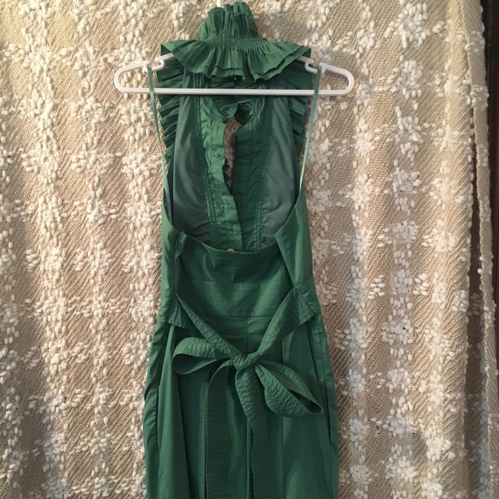 BCBG {MaxAzria} Ruffle Neck Halter Dress sz 6